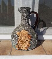 Régi szakított barna 24.5 cm magas sonkaüveg üveg sajnos "dekorálva" Gyűjtői ritkább darab