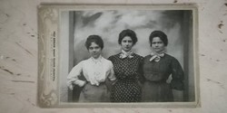 Antik Hölgyek fotó Jászberényből Hóji Sándor amatőr felvétele