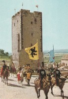 Retro képeslap - Nagyvázsony, Kinizsi vár lakótornya (XV. sz.)