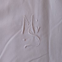 Pamut párnahuzat, monogramos, 67 x 87 cm