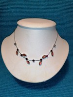 Necklace with orange and red colors (250)