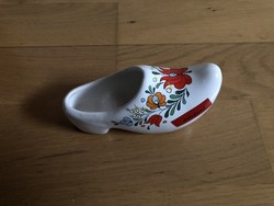 Aranyos virágmintás porcelán / kerámia cipő  -  Lillafüred felirattal !!