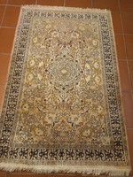 155 x 100 cm régi kézi csomózású selyem Kasmir szőnyeg eladó