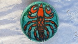 Judit crab in Bardejov ceramic bowl