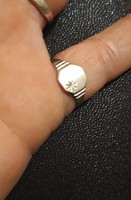 Kis vésett ezüst pecsétgyűrű - 51- es méret