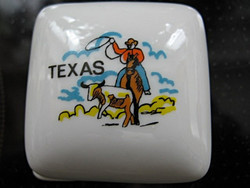 Tiny texas porcelain box with cans