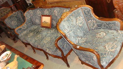 Neobarokk ülőgarnitúra kanapé két fotel.