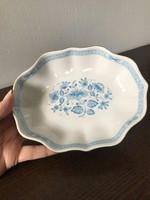 Ravenhouse porcelain oval with ruffled edge blue pattern serving bowl bowl with gold edge