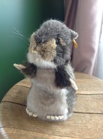 Antique steif beaver figure