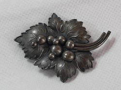 Vintage silver-plated berry leaf brooch