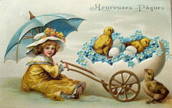 Antik francia dombornyomott Húsvéti  üdvözlő képeslap kislány tojáskocsi csibék nefelejcs