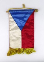 1I212 Régi kisméretű selyem cseh zászló 22.5 x 14 cm