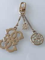 Guess keychain with three ornaments, 13 cm long