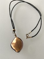 Muránói nyaklánc aranyporos medállal, jelzett ezüst kapoccsal