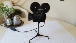 Filmfelvevő kamera alakú,asztali lámpa