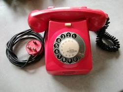 Piros tárcsás telefon fekete számlapos,retro
