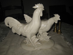 Rooster and his hen, beautiful and good quality object, 27 x 22 cm, with model number, marking is blurred