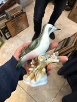 Zsolnay porcelain bird statue, 16 cm high.