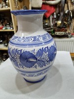 Ceramic vase