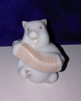 Herendi porcelán harmonikázó malacka