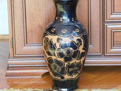 Nagyméretű hibátlan, mutatós öblös korondi padló váza