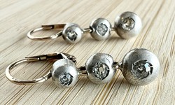 1 Forintról! Ritka Antik Magyar Hármas Button Briliáns (0,4 Ct) Arany (4,3g) fülbevaló szép kövekkel