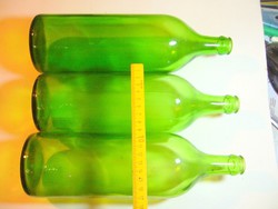 Nagyon rövid nyakú zöld üveg régi 1 literes-MPL csomagautomatába is mehet