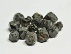 Melanite Garnet 126.91 Ct Precious Stones for Jewelers, Collectors or Other Hobbies - New