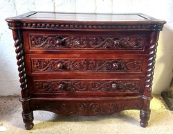 Decorative richly patterned wooden vintage small 3 drawer chest of drawers!