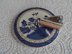 Real old willow pattern royal doulton cake