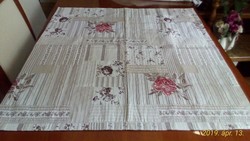 Beautiful jacquard tablecloth, 83 x 83 cm