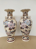 Antik 2 db satsuma japán kínai porcelán váza rózsa szamuráj motívum aranyozott dombor festett 5414