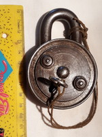 Old heavy iron padlock with key (working)