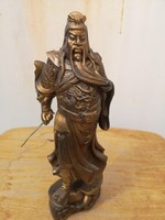 Wooden statue of a Chinese warrior ..