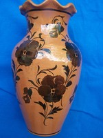 Bélapátfalva váza- ritkaság. Magassága 22 cm