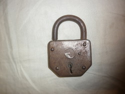 Old padlock 8.5cm