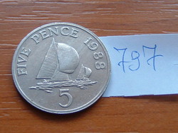 GUERNSEY 5 PENCE 1988 Réz-nikkel, (jachtok, méret 23,6 mm ) #797