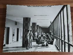 Régi képeslap, Hajdúszoboszló, Béke üdülő előcsarnoka, 1966