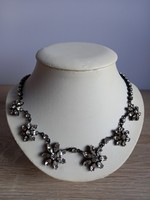 Old rhinestone stony floral necklace, necklace