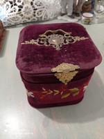 Miracle beautiful burgundy velvet merry box