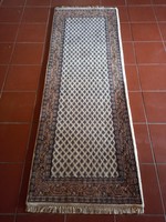 200 x 75 cm plombás kézi csomózású Mír szőnyeg eladó
