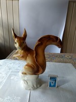 Óriás Royal Dux porcelán mókus