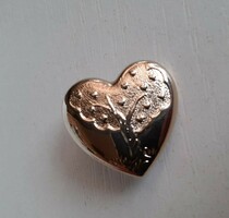 Beautiful condition gilded heart brooch