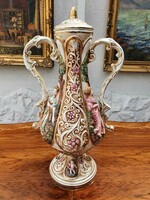 Kézzel festett barokk Capodimonte fedeles váza