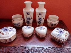 Zsolnay dísztárgyak (váza, kaspó, bonbonier)