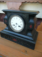 Antik, tökéletesen működő, fekete márvány, feles ütős francia kandalló óra