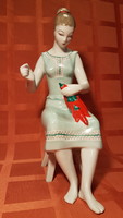 HOLLÓHÁZI  paprikafűző nő 1. osztályú porcelán  26 cm