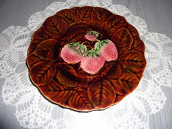 Plate of sarreguemines majolica