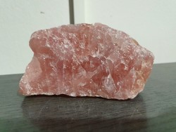 Rózsakvarc ásvány tömb
