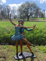 Táncospár - bronz szobor